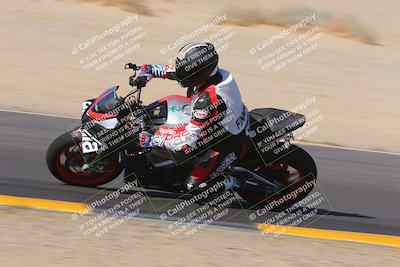 media/Oct-08-2022-SoCal Trackdays (Sat) [[1fc3beec89]]/Turn 9 Inside (10am)/